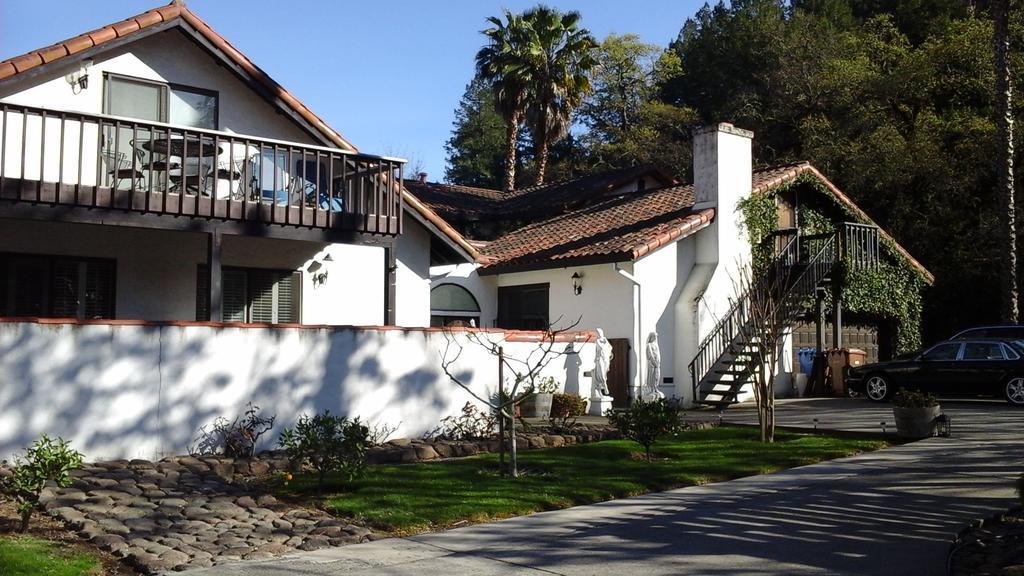 Spanish Villa Inn St. Helena Esterno foto