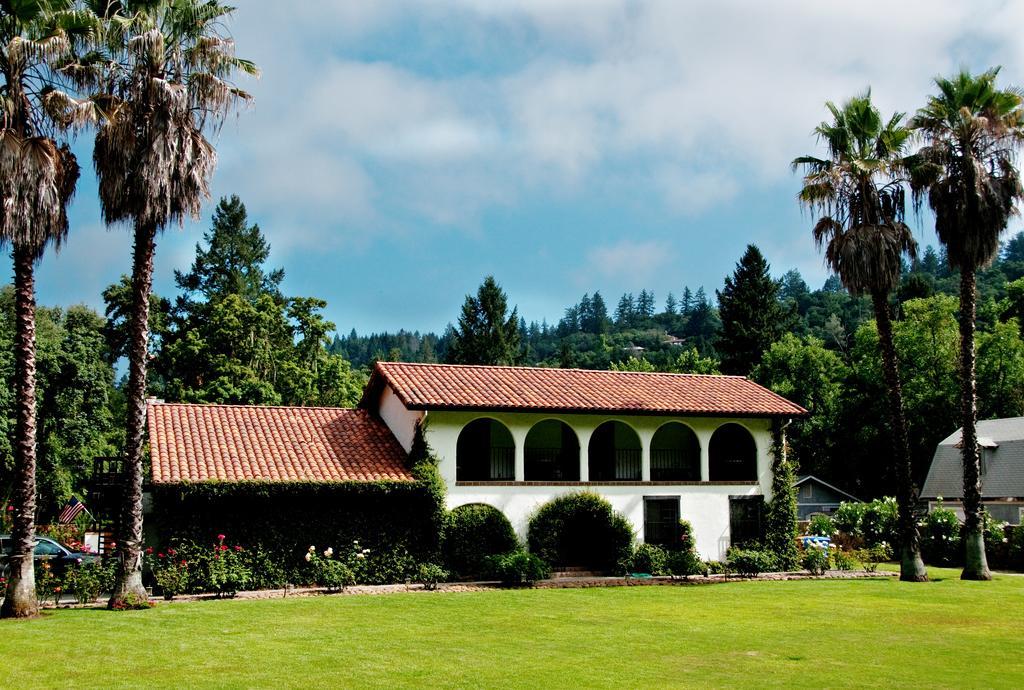 Spanish Villa Inn St. Helena Esterno foto